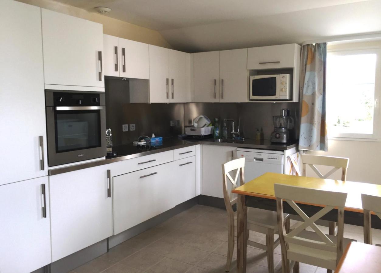 Maison De De 56 M2 Dans Avec Piscine Chauffee Proche Plages Locmaria